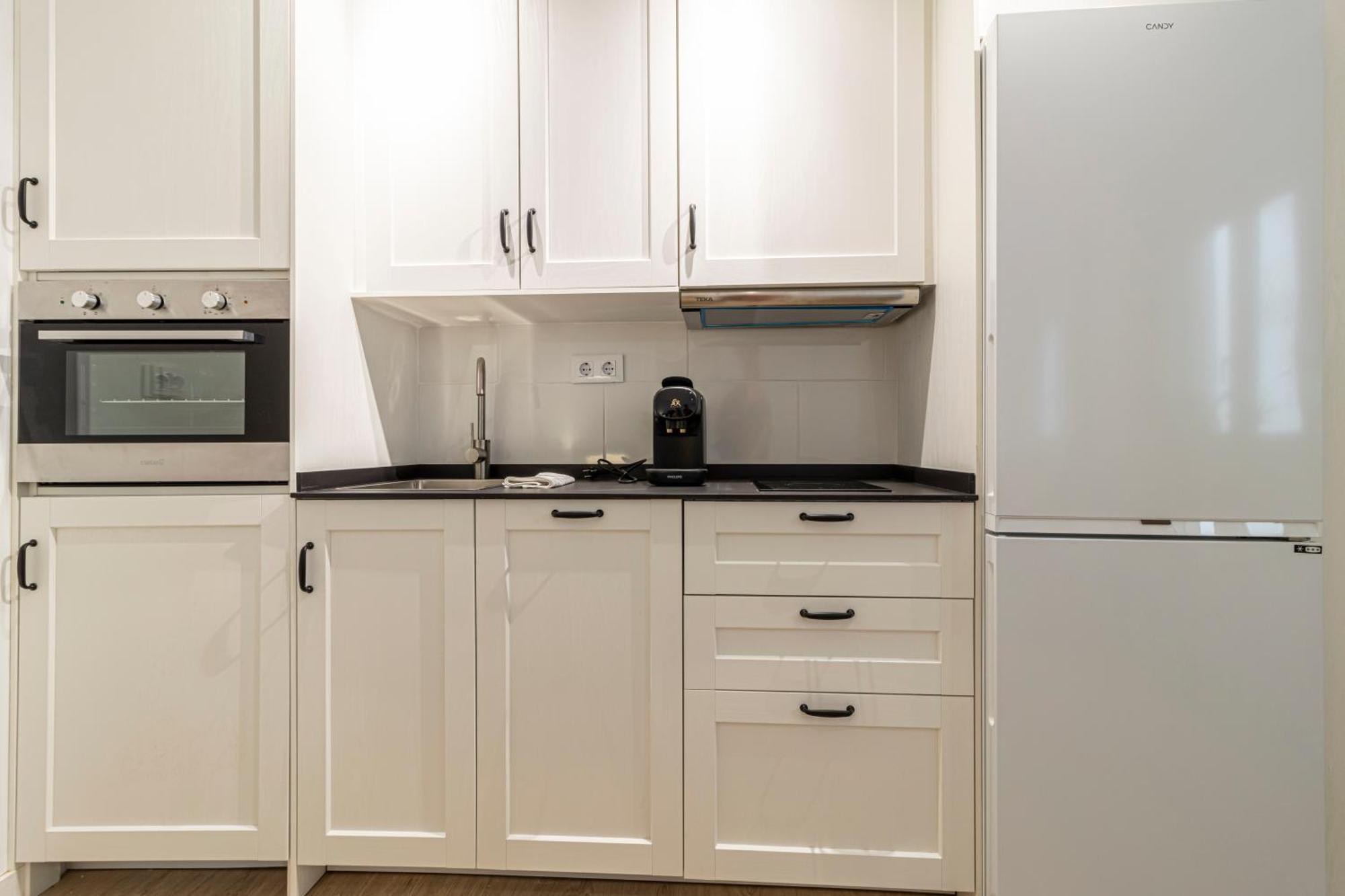 Allo Apartments Morenos IV Bajo B Centro 2 Habitaciones جيريز المظهر الخارجي الصورة